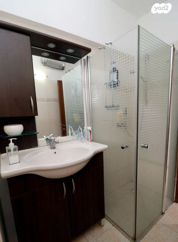 דירה, שדרות משה שרת 19, קרית ים ב', קרית ים