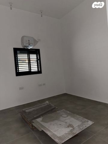 דירת גן, רבי עקיבא 16, כרם התימנים, תל אביב יפו