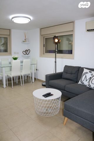 יחידת דיור, האלון 8, הר גילה, הר גילה