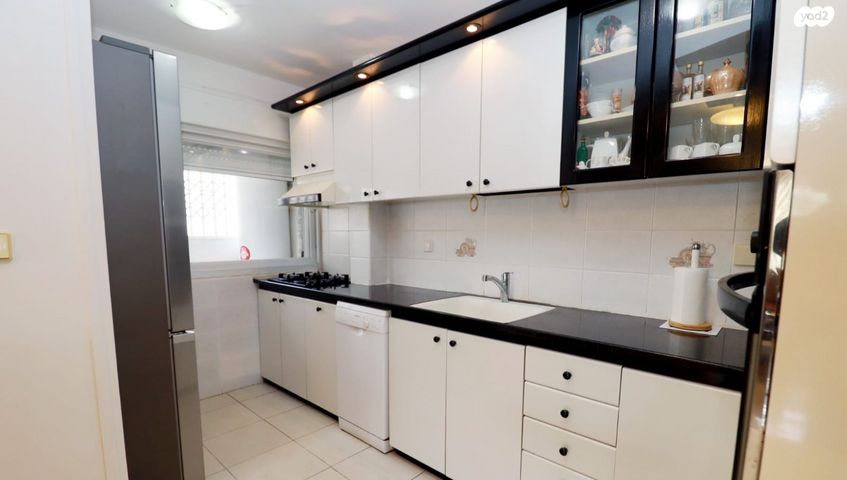 דירה, שדרות משה שרת 19, קרית ים ב', קרית ים