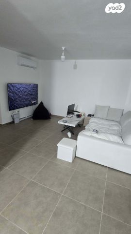 דירה, הרב שלום שבזי 235, פסגות אפק, ראש העין