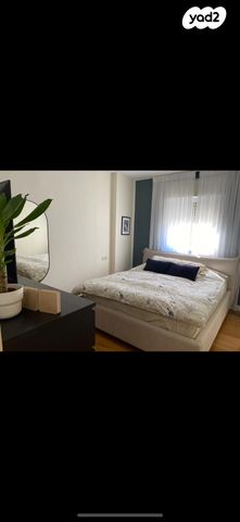 דירה, דרך משה דיין 14, קרית הסביונים, יהוד מונוסון