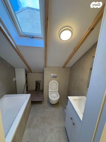 דופלקס, באר שבע 32, מחנה יהודה - לב העיר, ירושלים