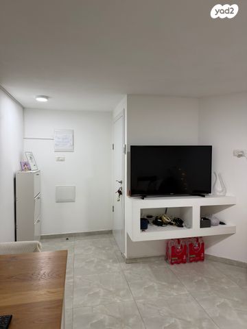 מרתף/ פרטר, תרשיש 3, ברנע, אשקלון