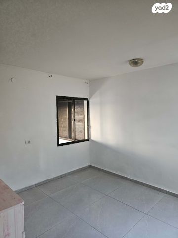 דירה, שדרות אבא חושי 117, עספיא, עספיא