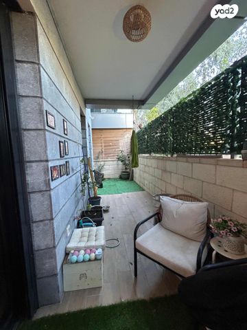 דירת גן, רועי קליין 10, קרית קריניצי, רמת גן