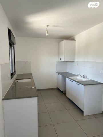 דירה, חצב 39, רכסים, רכסים