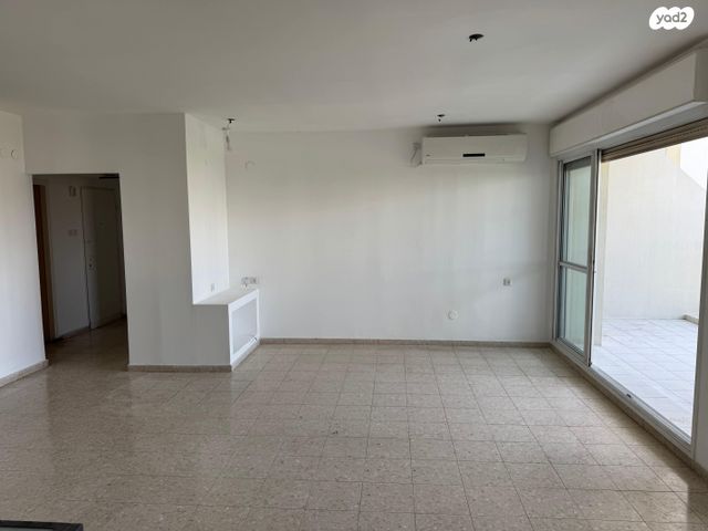 דירה, הרמה 28, גבעת סביון, גני תקווה