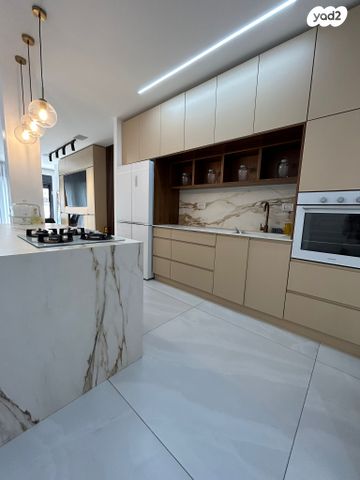 דירה, יהודה הלוי 20, מרכז העיר דרום, נתניה