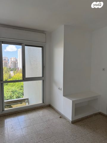 דירה, הרמה 28, גבעת סביון, גני תקווה