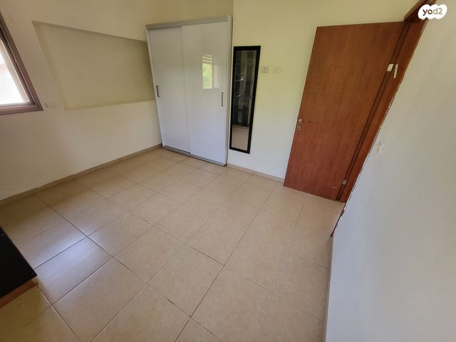 גג/ פנטהאוז, הנרי מור 14, גבעת טל, קרית אתא