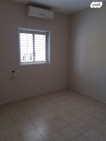 דירה, וייצמן 9, אברמוביץ', ראשון לציון