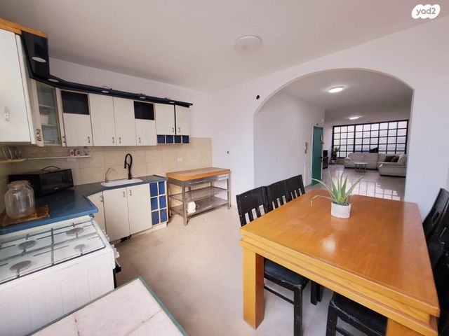 דירה, הירדן 38, נגבה, רמת גן