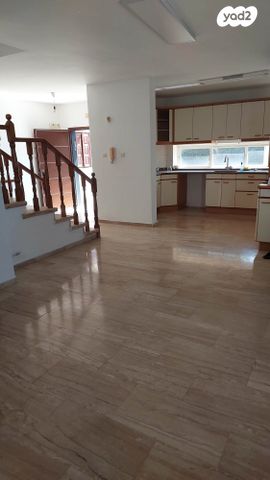 דו משפחתי, האשל 5, שיכוני המזרח, ראשון לציון