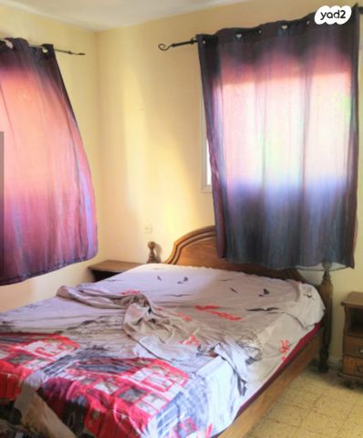 דירה, הרב גביזון 3, עמידר, בת ים