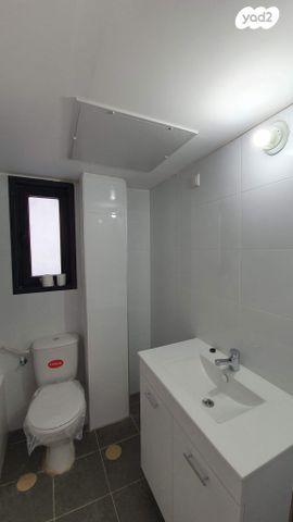 דירה, נעמי שמר 20, נאות שמיר, יבנה