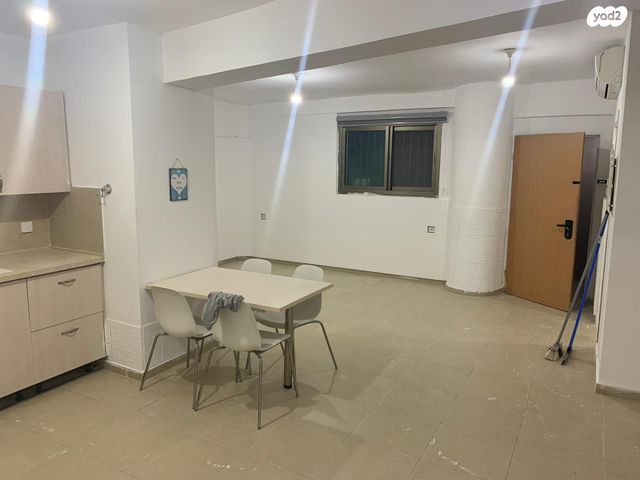 יחידת דיור, התאנה 1, עזריה, עזריה