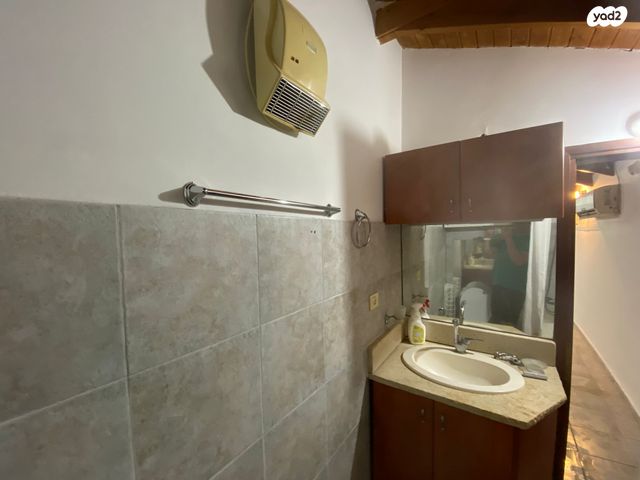 דירה, עזרא 11, שיכוני המזרח, ראשון לציון