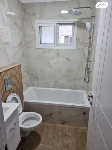 דירה, שדרות דרום אפריקה 32, אפרידר, אשקלון