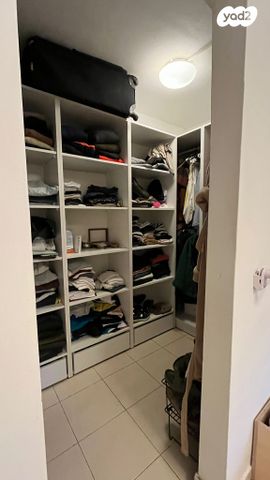 דירה, סמטת השקמה 5, קרית יערים, רמת השרון