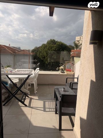 גג/ פנטהאוז, רמז 2, שבענה, אזור