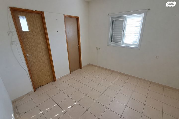 דירה, הצופים 12, נעורים, ראשון לציון