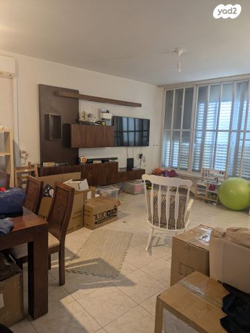 דירה, ארלוזורוב 21, מרכז דרום, רעננה