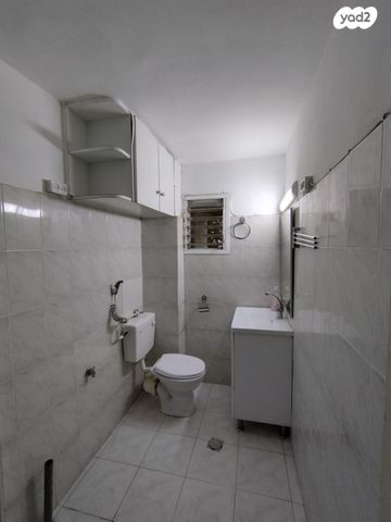 הנרייטה סולד 9