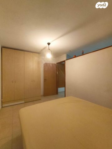 מרתף/ פרטר, ליאוניד קנטורוביץ 9, קרית חתני פרס נובל, ראשון לציון