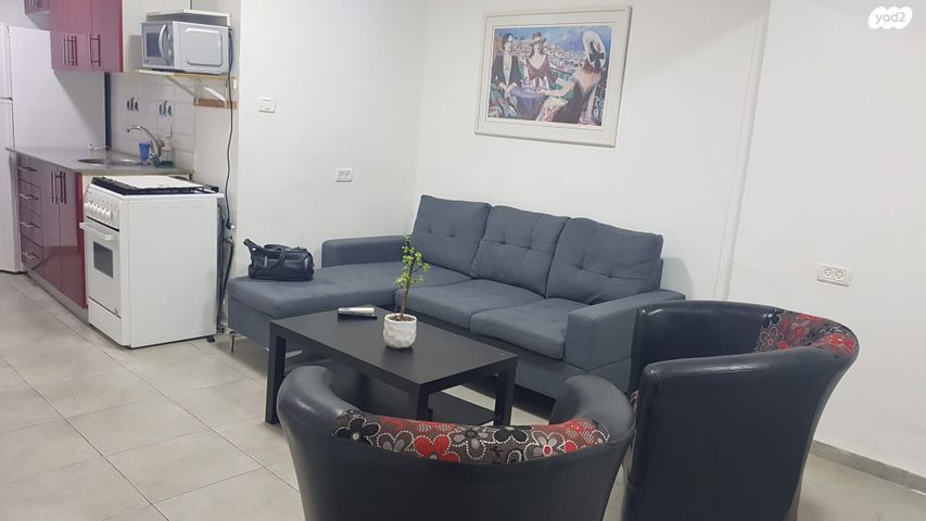 יחידת דיור, פרץ 32, תל חנן, נשר