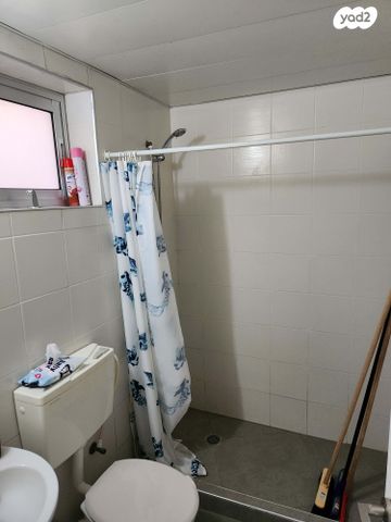 דירה, נחום דוברין 8, שער פלמר, תחנת רכבת השמונה, חיפה