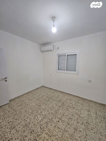 דירה, דרך בן גוריון 109, דרום מערב ותיק, בת ים