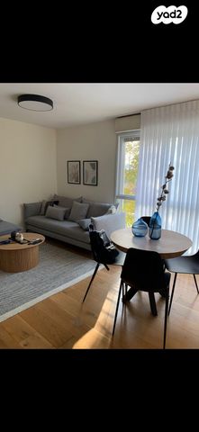 דרך משה דיין 14