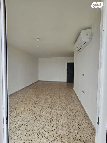 דירה, דרך בן גוריון 109, דרום מערב ותיק, בת ים