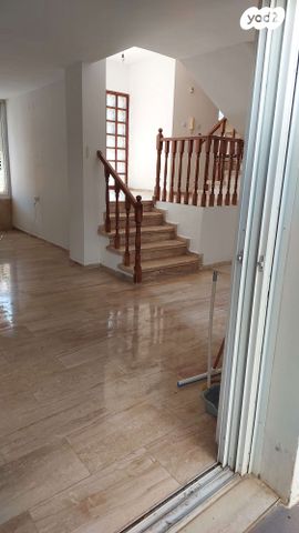 דו משפחתי, האשל 5, שיכוני המזרח, ראשון לציון