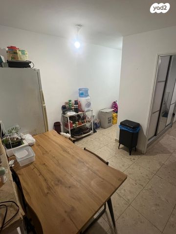 יחידת דיור, ברכה פולד 6, גני אילן, קרית אונו