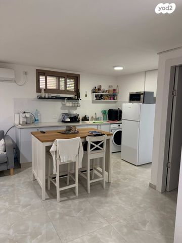 מרתף/ פרטר, תרשיש 3, ברנע, אשקלון