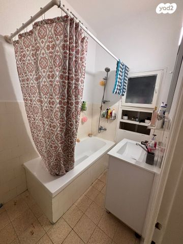 דירה, הרצל 29, שכונת יהלום, מרכז העיר ב, רמת גן