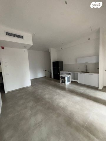 דירת גן, רבי עקיבא 16, כרם התימנים, תל אביב יפו