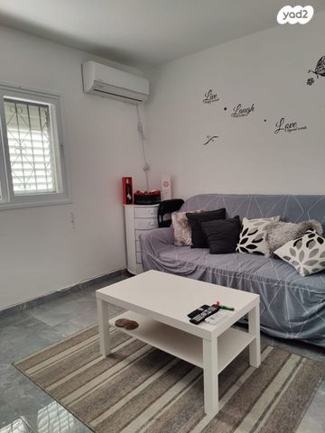 דירה, נתן אלבז 20, גיורא, טירת כרמל