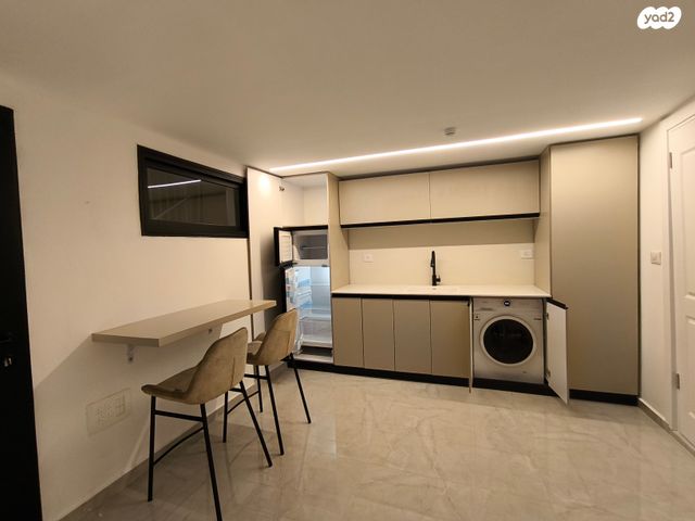 יחידת דיור, הסייפן 64, נאות הפרחים, גן יבנה