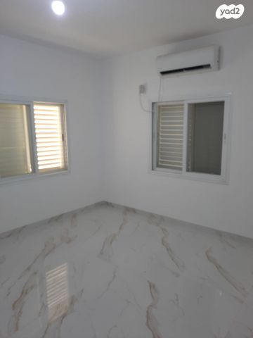 בית פרטי/ קוטג', החיטה 40, נחם, נחם