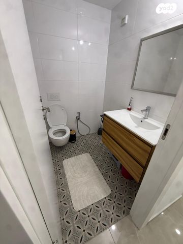 דירה, תוצרת הארץ 5, נחלת יצחק, תל אביב יפו