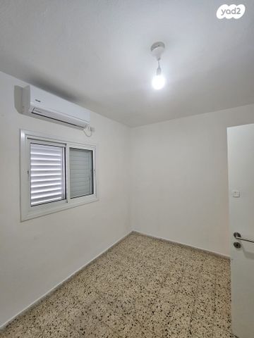 דירה, דרך בן גוריון 109, דרום מערב ותיק, בת ים