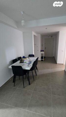 דירה, הרב שלום שבזי 235, פסגות אפק, ראש העין