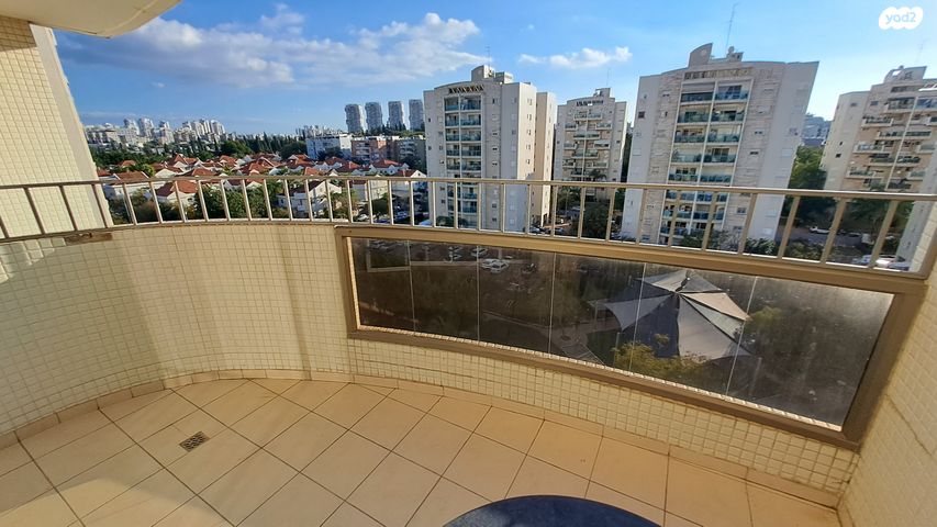 דירה, הצופים 12, נעורים, ראשון לציון