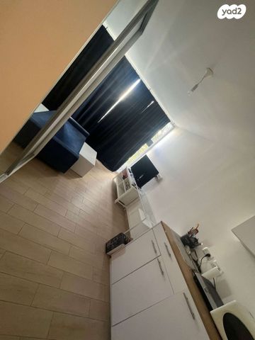 דירה, הירדן 27, נווה רם, שיכון מזרחי, רמת גן