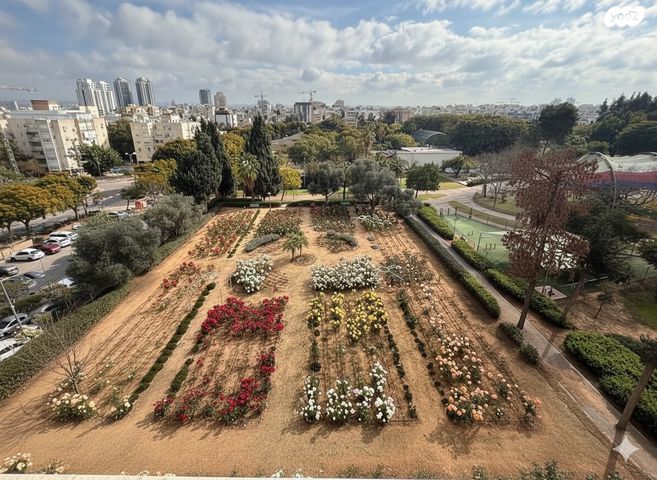גג/ פנטהאוז, פרוג 11, רמת ורבר, פתח תקווה