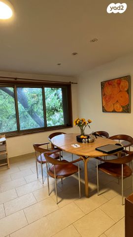 דירה, סמטת השקמה 5, קרית יערים, רמת השרון