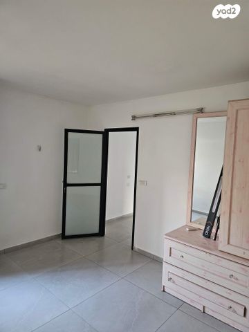 שדרות אבא חושי 117